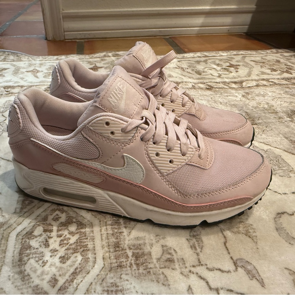 Nike Air Max Women's Limited Edition Pink Sneakers. 8.5. Great condition